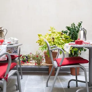 Casa Rowe Bed & Breakfast