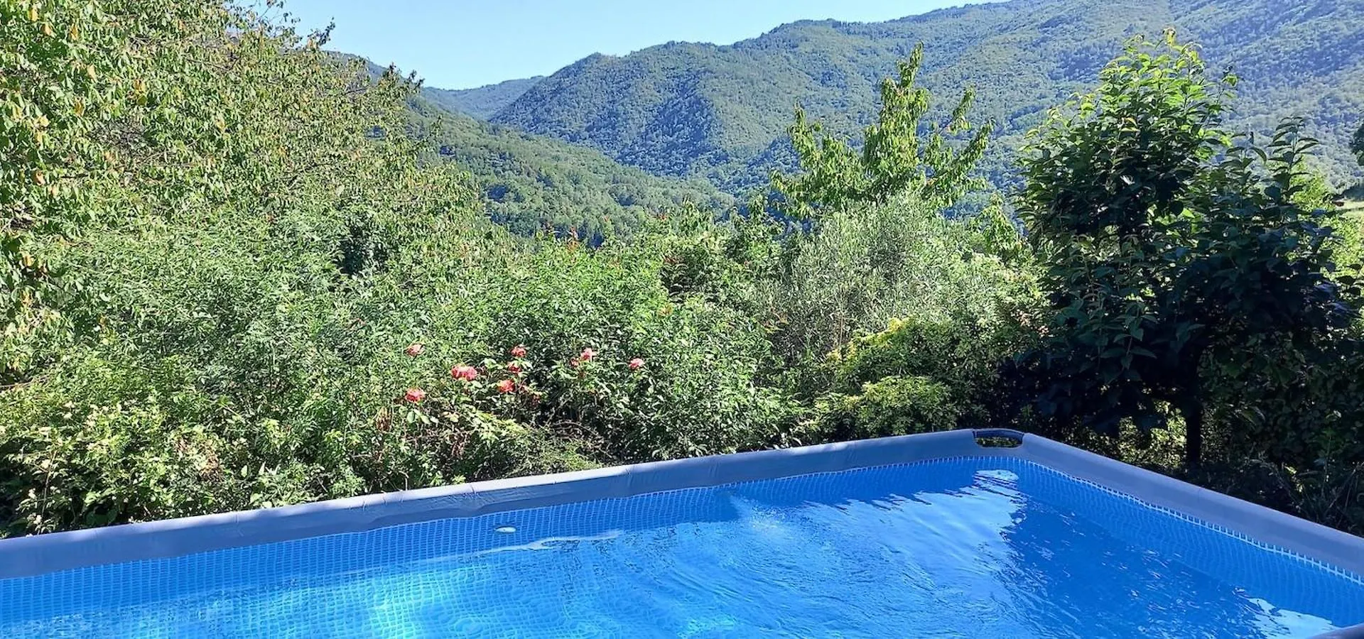 Casa Nicola, Large Country House With Pool Pistoia